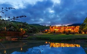 Tangiaro Retreat Holiday Home Port Charles  New Zealand