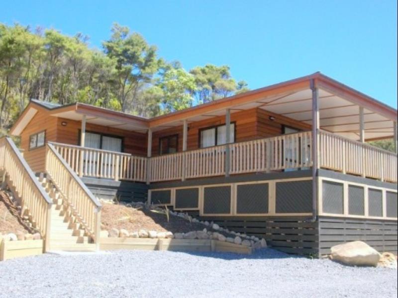 Tangiaro Retreat Villa Port Charles Exterior photo